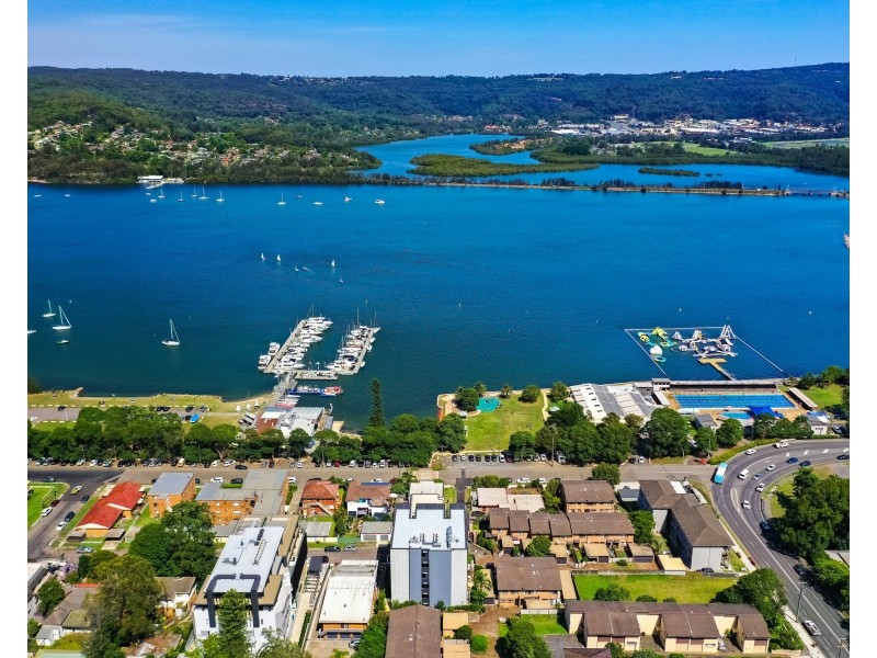 204/7 Lynn Avenue, Point Frederick NSW 2250