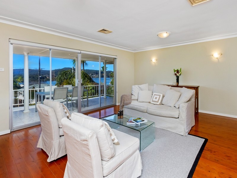 106 Albany Street, Point Frederick NSW 2250