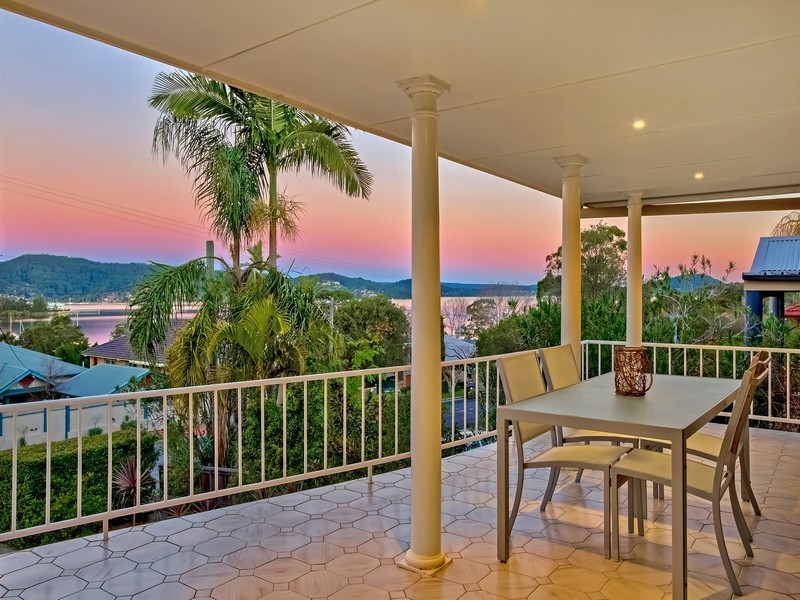 106 Albany Street, Point Frederick NSW 2250