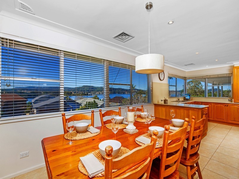 106 Albany Street, Point Frederick NSW 2250