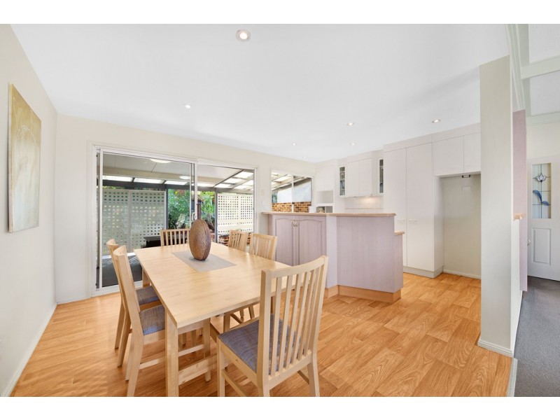 1 Bay View Avenue, East Gosford NSW 2250