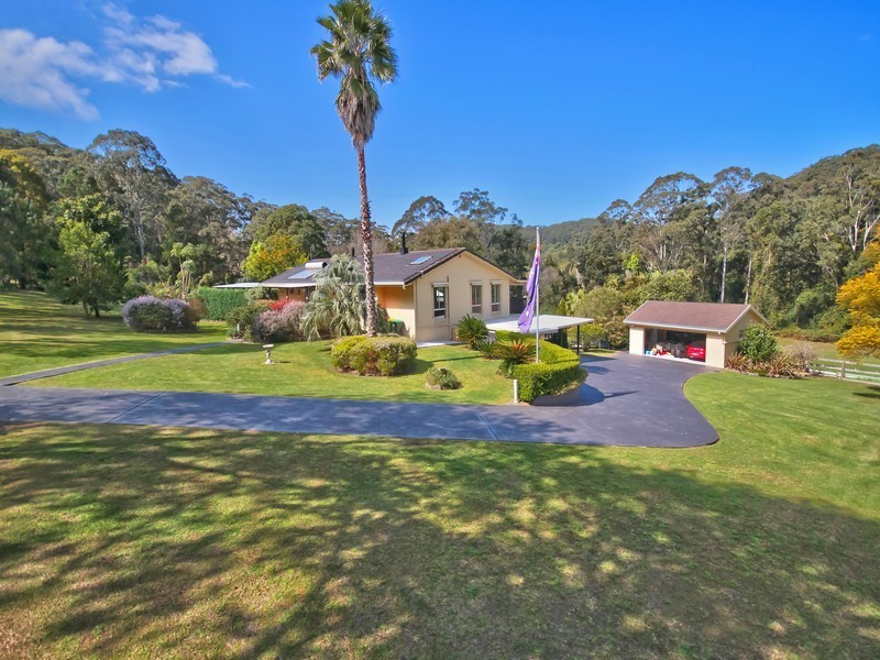 9 Sarah Road, Matcham NSW 2250