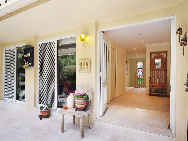 9 Sarah Road, Matcham NSW 2250