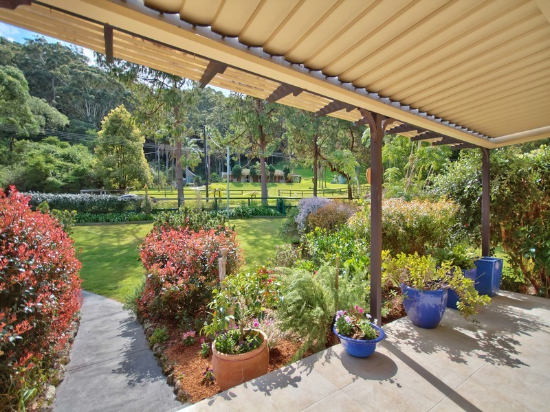 9 Sarah Road, Matcham NSW 2250