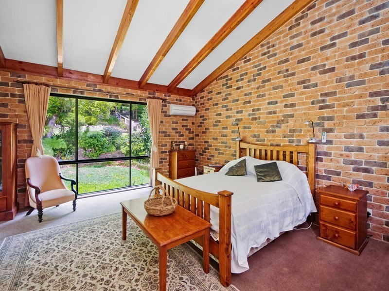 393 Oak Road, Matcham NSW 2250