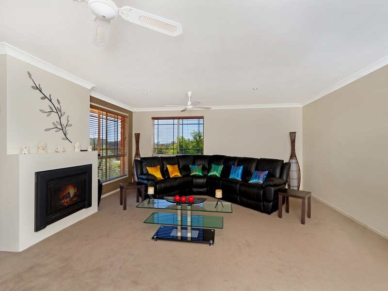 42 Katherine Crescent, Green Point NSW 2251