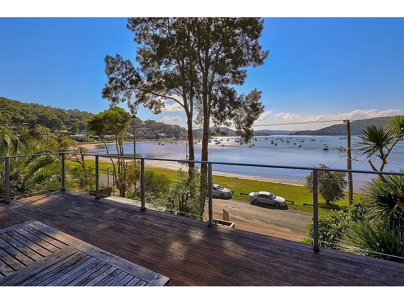 84 Araluen Drive, Hardys Bay NSW 2257