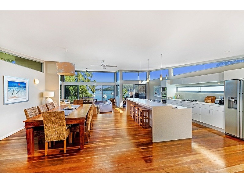 84 Araluen Drive, Hardys Bay NSW 2257
