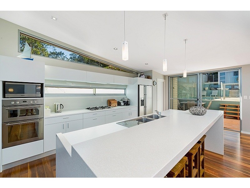 84 Araluen Drive, Hardys Bay NSW 2257