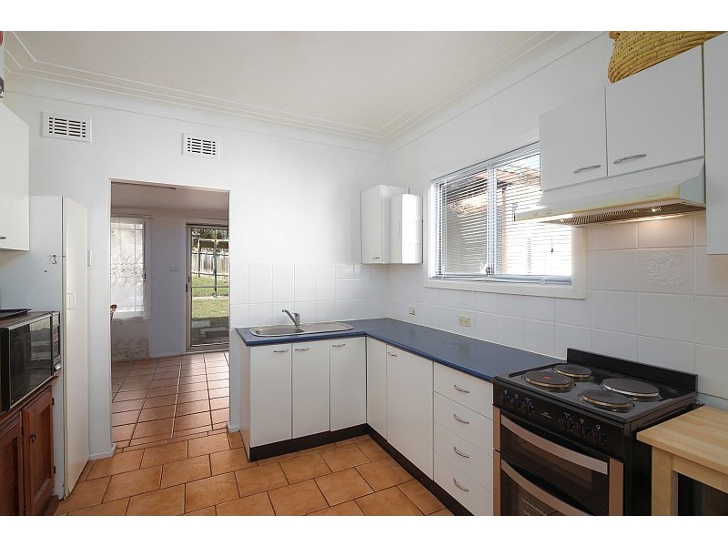 3 Headlam Parade, Springfield NSW 2250
