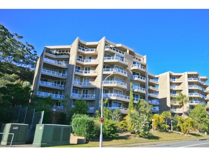 76/91-95 John Whiteway Drive, Gosford NSW 2250