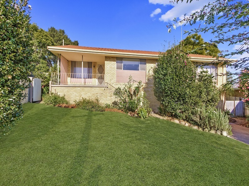 7 The Grove, Wyoming NSW 2250