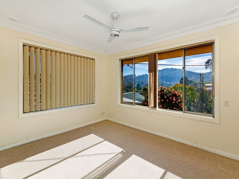 7 The Grove, Wyoming NSW 2250