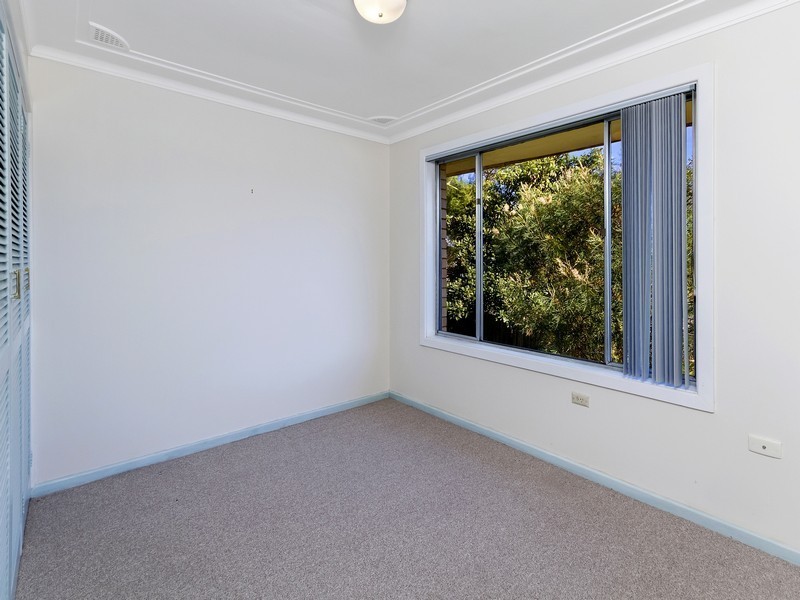 7 The Grove, Wyoming NSW 2250