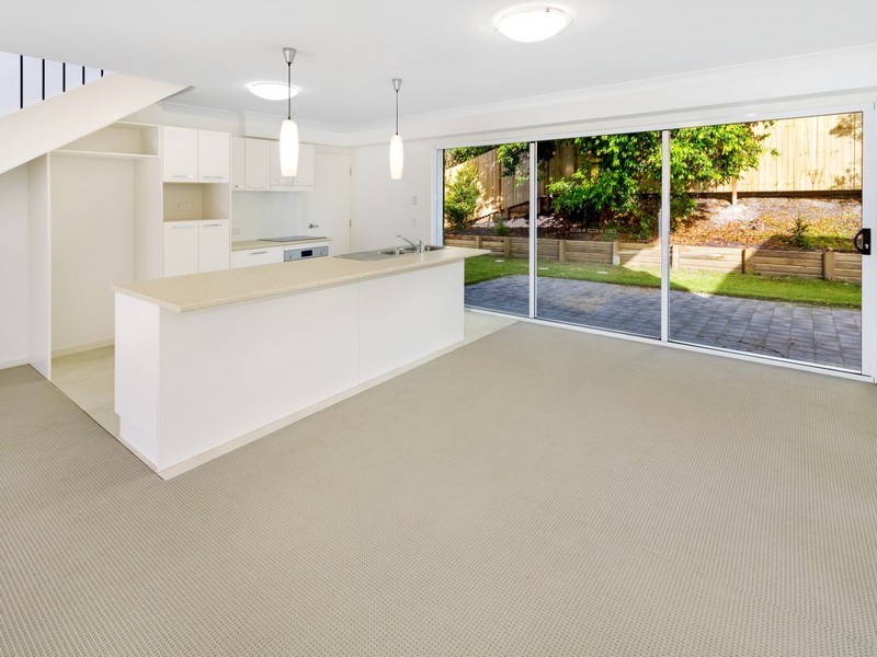 2/1-9 Burns Road, Ourimbah NSW 2258