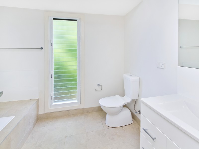 2/1-9 Burns Road, Ourimbah NSW 2258