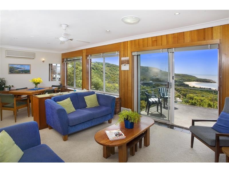 16 The Scenic Road, Killcare NSW 2257