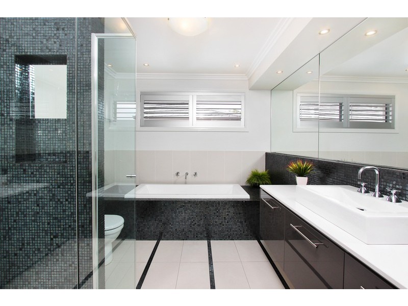 12A Harrison Street, Point Frederick NSW 2250