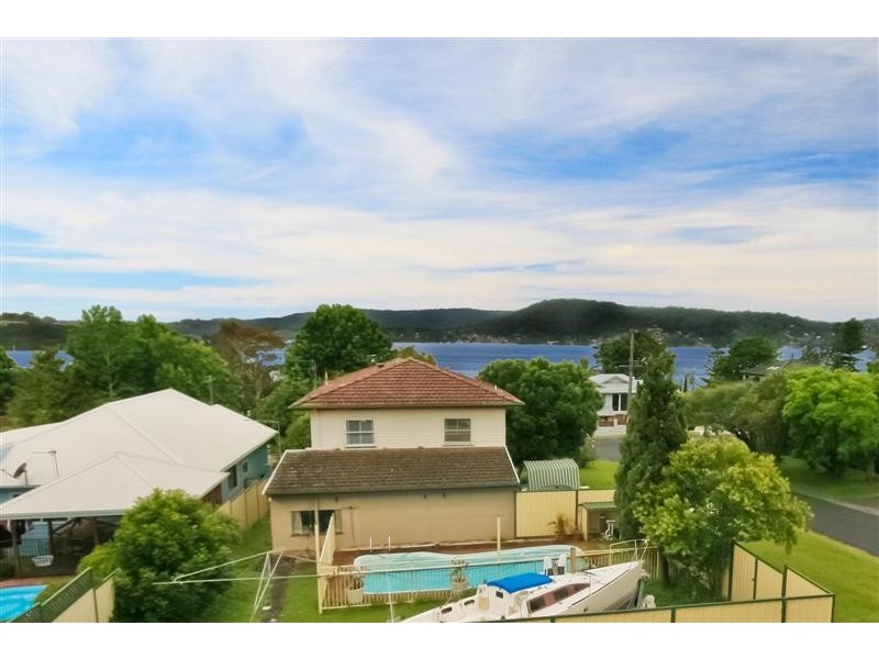 12A Harrison Street, Point Frederick NSW 2250