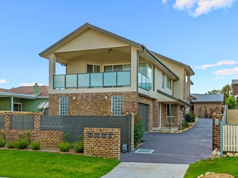 2/7 Webb Street, East Gosford NSW 2250