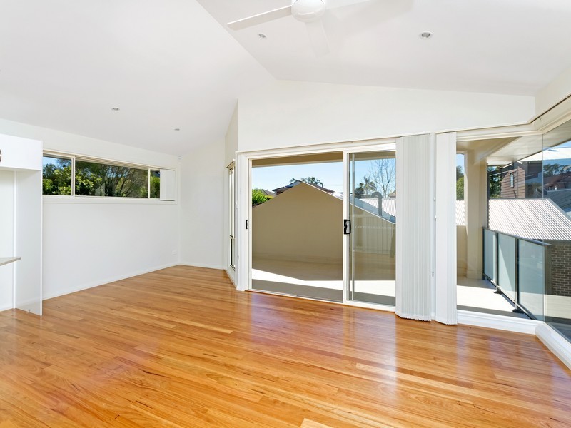 2/7 Webb Street, East Gosford NSW 2250