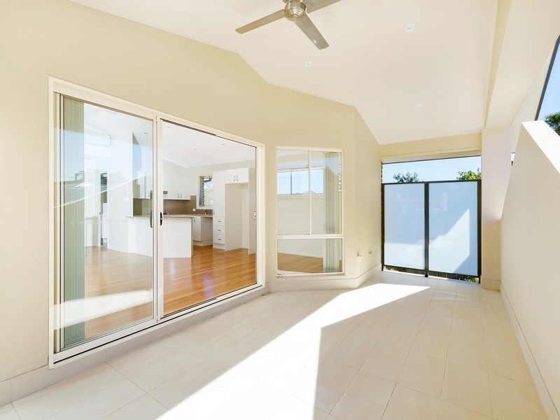 2/7 Webb Street, East Gosford NSW 2250