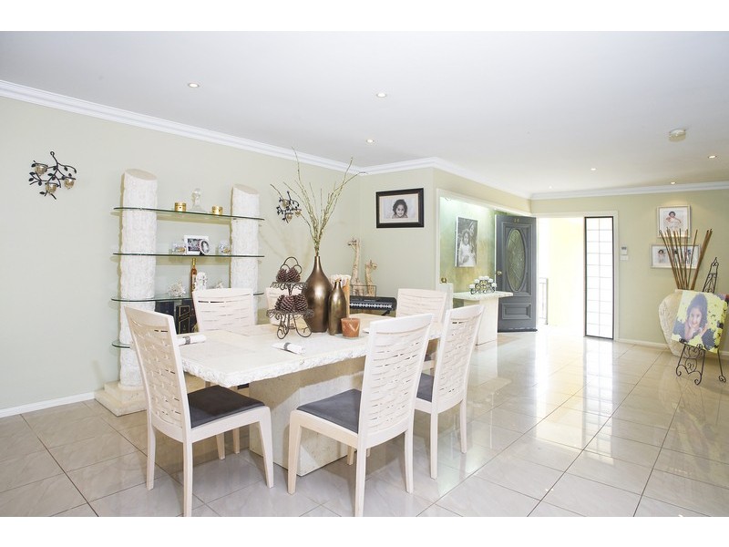 26/2 Adcock Avenue, West Gosford NSW 2250