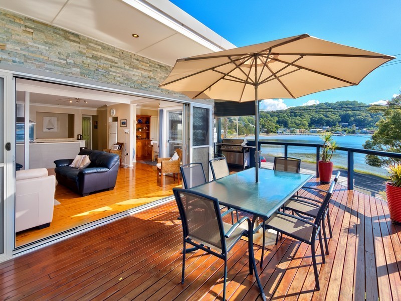 6 Pretty Beach Road, Pretty Beach NSW 2257