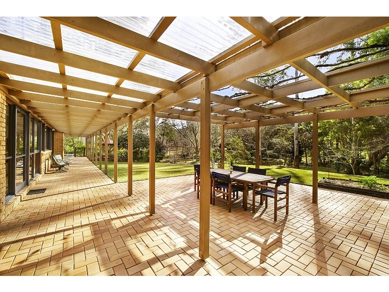 108 Oak Road, Matcham NSW 2250