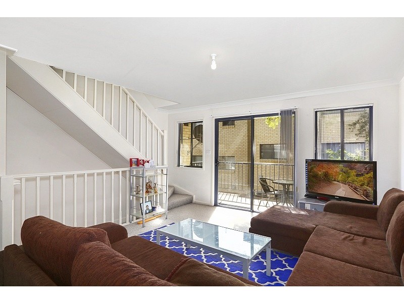 6/171-173 Gertrude Street, Gosford NSW 2250