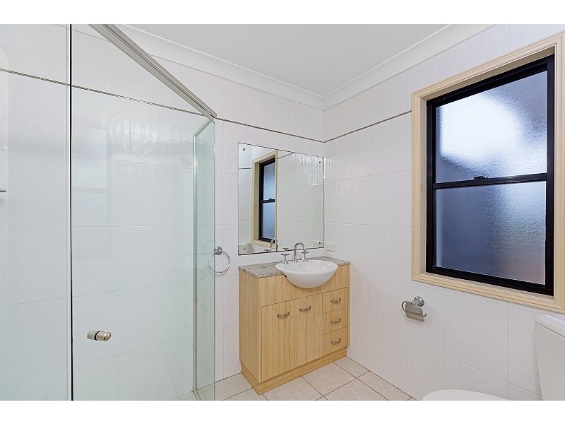 1/7 Broadview Avenue, Gosford NSW 2250