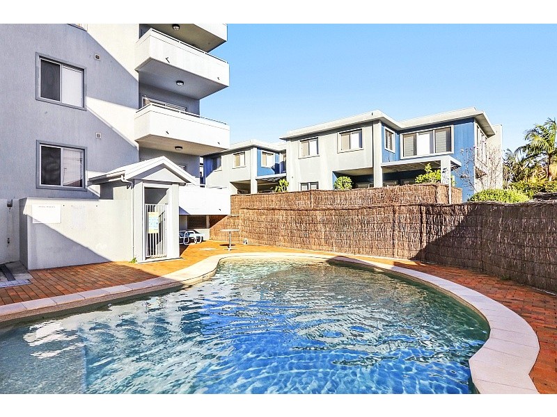 15/13 Moore Street, West Gosford NSW 2250