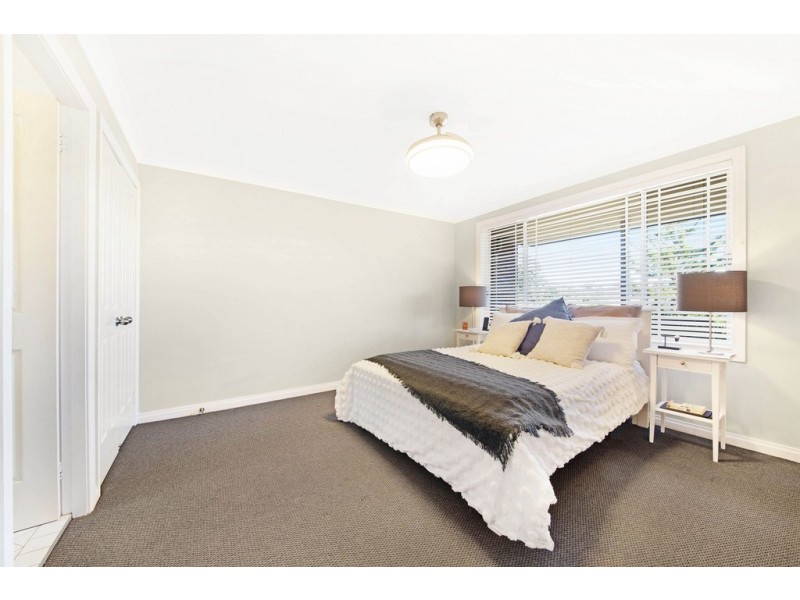 5 Beveridge Drive, Green Point NSW 2251