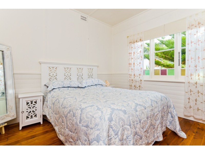 40 Venice Road, Pretty Beach NSW 2257