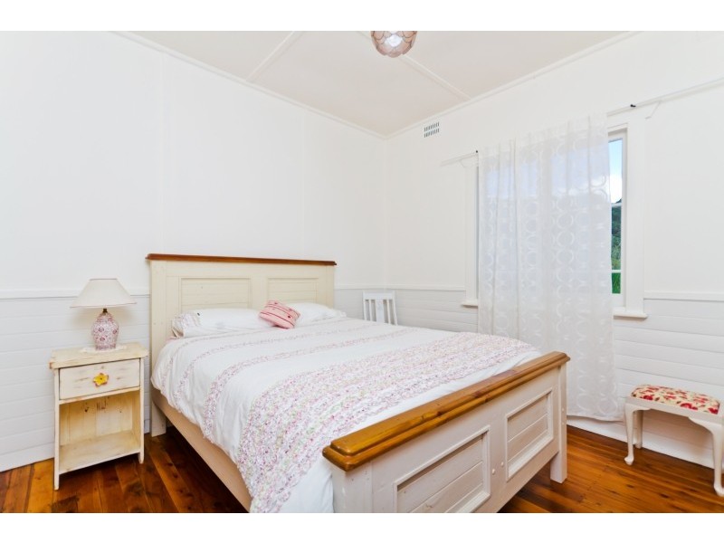 40 Venice Road, Pretty Beach NSW 2257