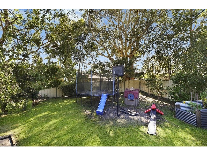 19 Adam Street, Narara NSW 2250