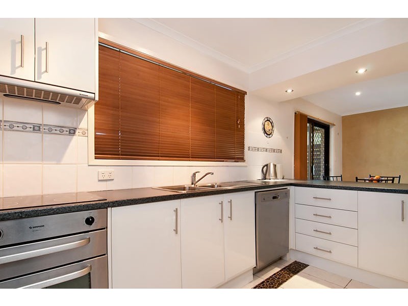 7 Enid Crescent, East Gosford NSW 2250