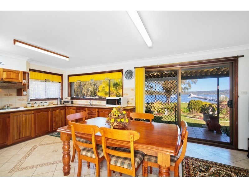 16 Karuah Avenue, Kincumber NSW 2251