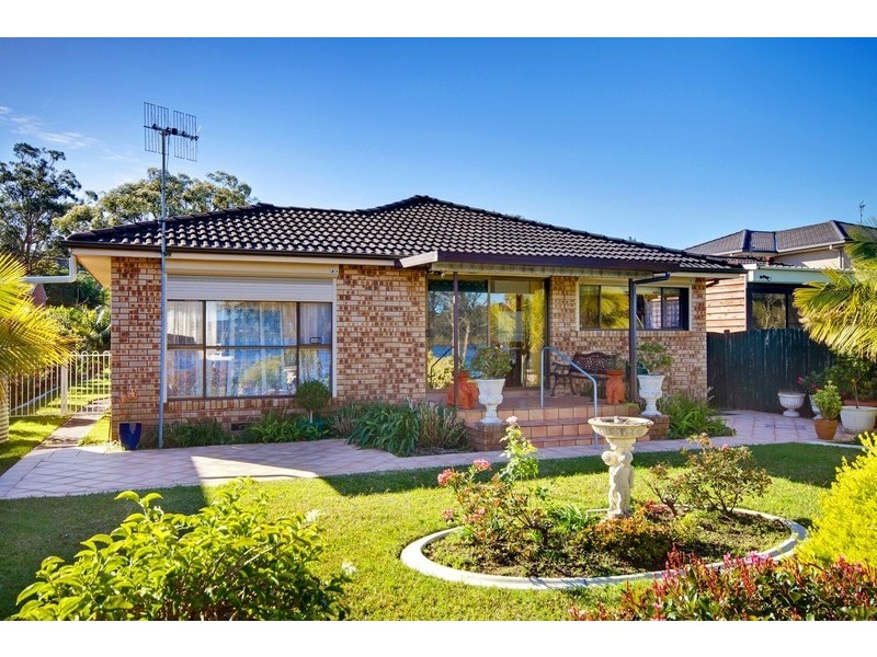 16 Karuah Avenue, Kincumber NSW 2251