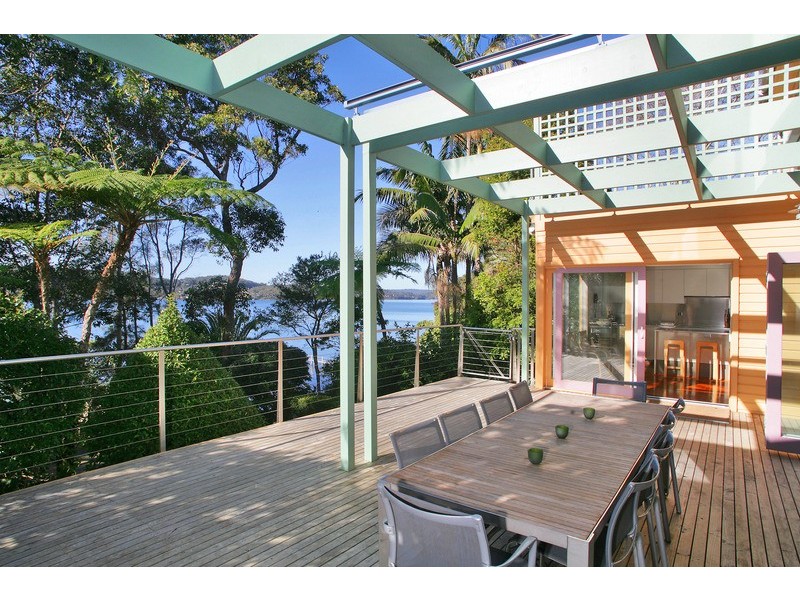 19 Albany Street, Point Frederick NSW 2250
