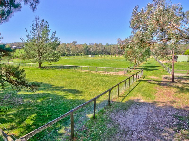 2  Niclins Road, Mangrove Mountain NSW 2250