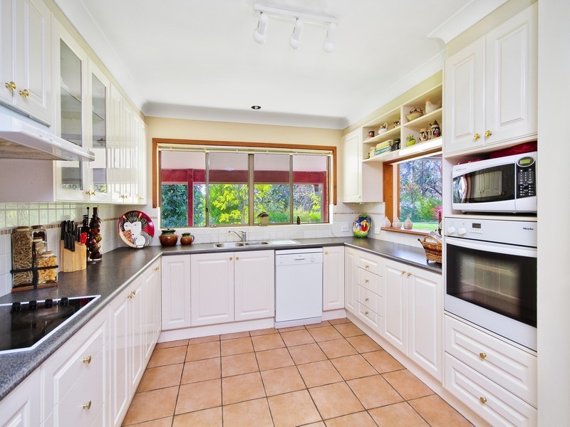 2  Niclins Road, Mangrove Mountain NSW 2250