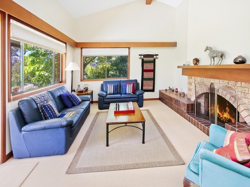 2  Niclins Road, Mangrove Mountain NSW 2250