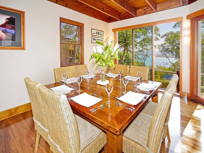 4 Wards Hill Rd, Killcare Heights NSW 2257