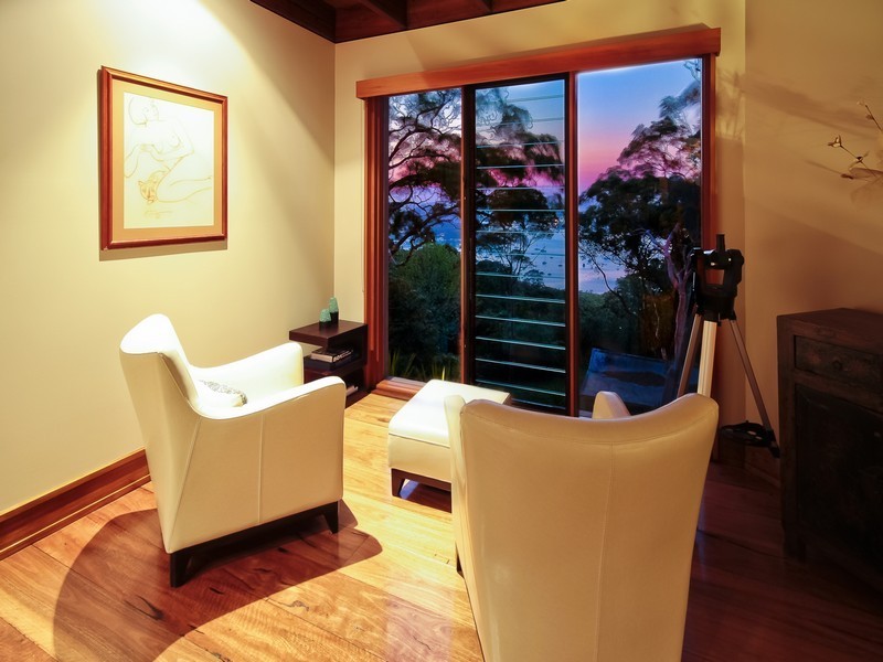 4 Wards Hill Rd, Killcare Heights NSW 2257