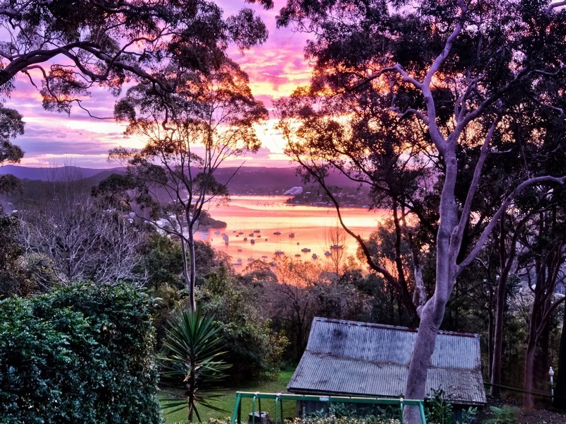 4 Wards Hill Rd, Killcare Heights NSW 2257