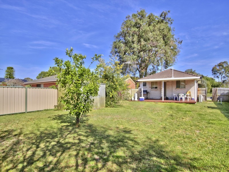 2 Mascot Street, Woy Woy NSW 2256