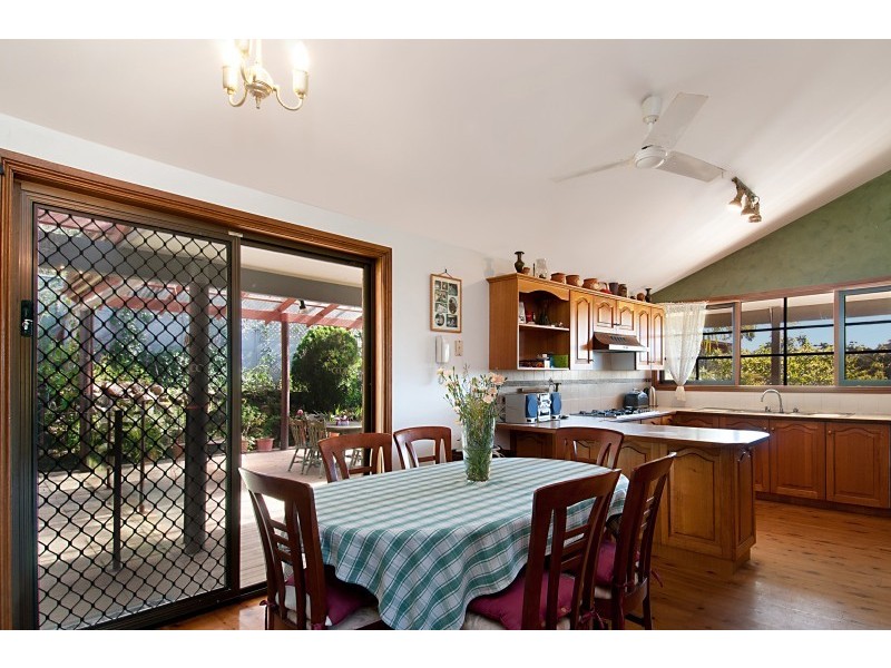 27 Station Road East, Fountaindale NSW 2258