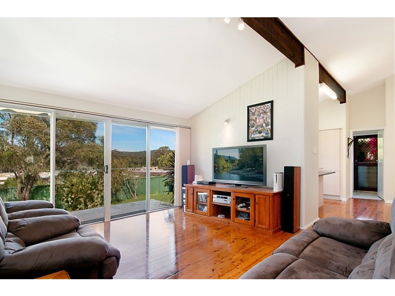 20 Kimpton Place, Wyoming NSW 2250