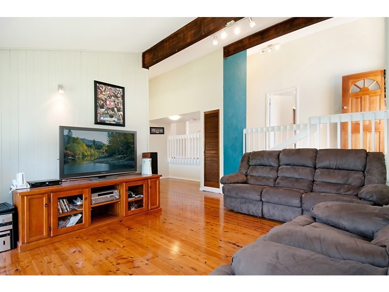 20 Kimpton Place, Wyoming NSW 2250